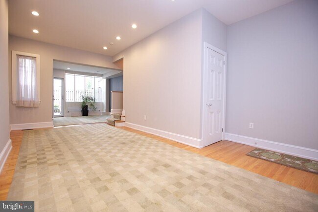 Foto del edificio - 421 S 20th St