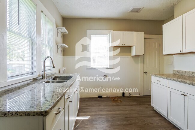 Foto del edificio - 5505 Court J