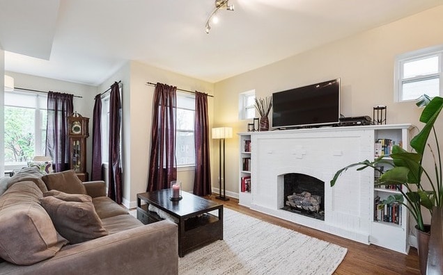 Foto del edificio - 4857 N Avers Ave