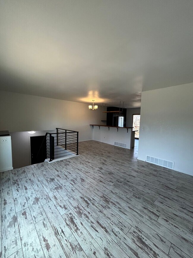 Foto del edificio - Stunning 4 BR/2 BA Morrison Home!!