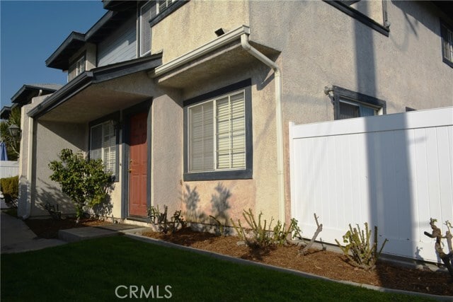 Building Photo - 520 Claraday St