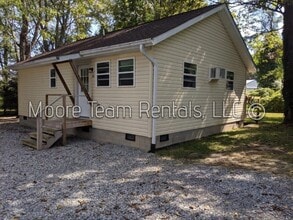 Building Photo - 622 Edgewood Ave