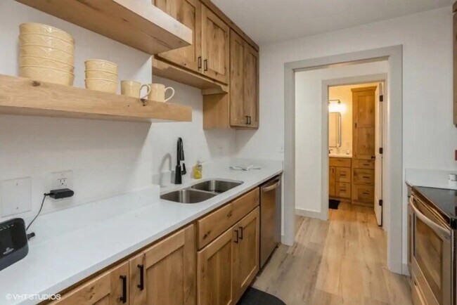 Foto del edificio - Vineyard Investors - 4