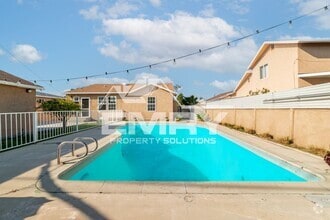 Building Photo - 5114 Torrance Blvd