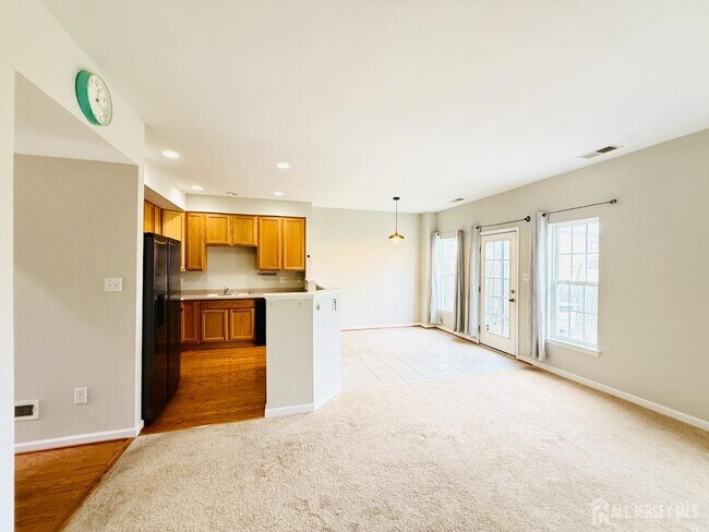 Foto del edificio - 47 Peppermint Dr