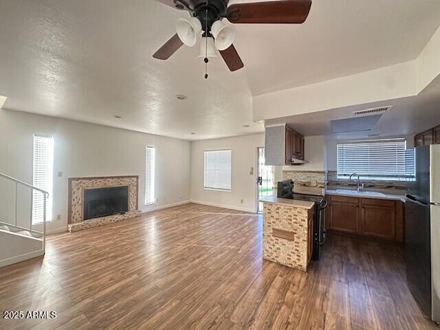 Foto del edificio - 16225 N 30th St