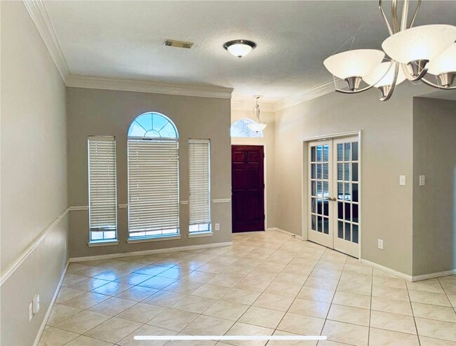 Building Photo - 13607 Mansor Dr