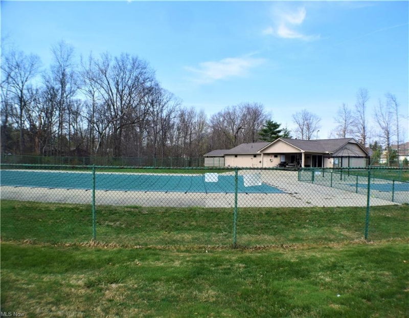 33803 Electric Blvd Unit F9, Avon Lake, OH 44012 Condo for Rent in