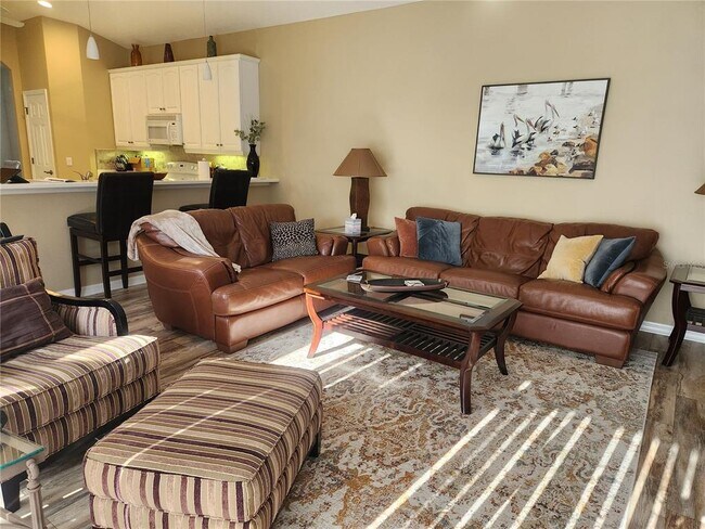 Foto del edificio - 6496 Rookery Cir