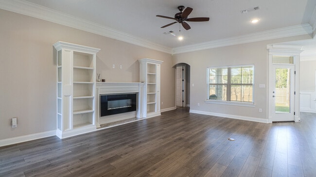 Photo - 6237 Cypress Ln House