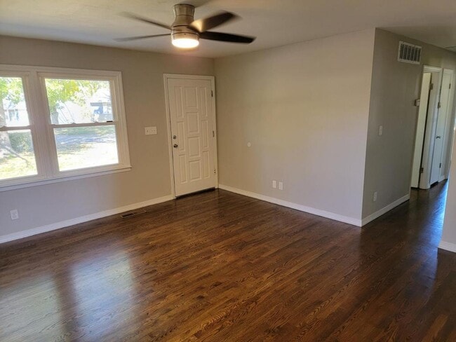 Foto del edificio - 5105 NE 44th St