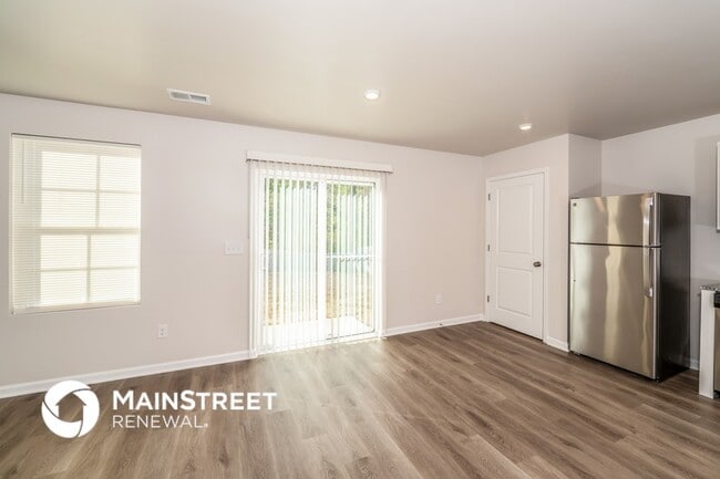 Building Photo - 130 Stevens Cv Dr