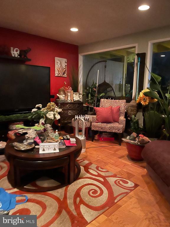 Foto principal - 7304 Donnell Dr