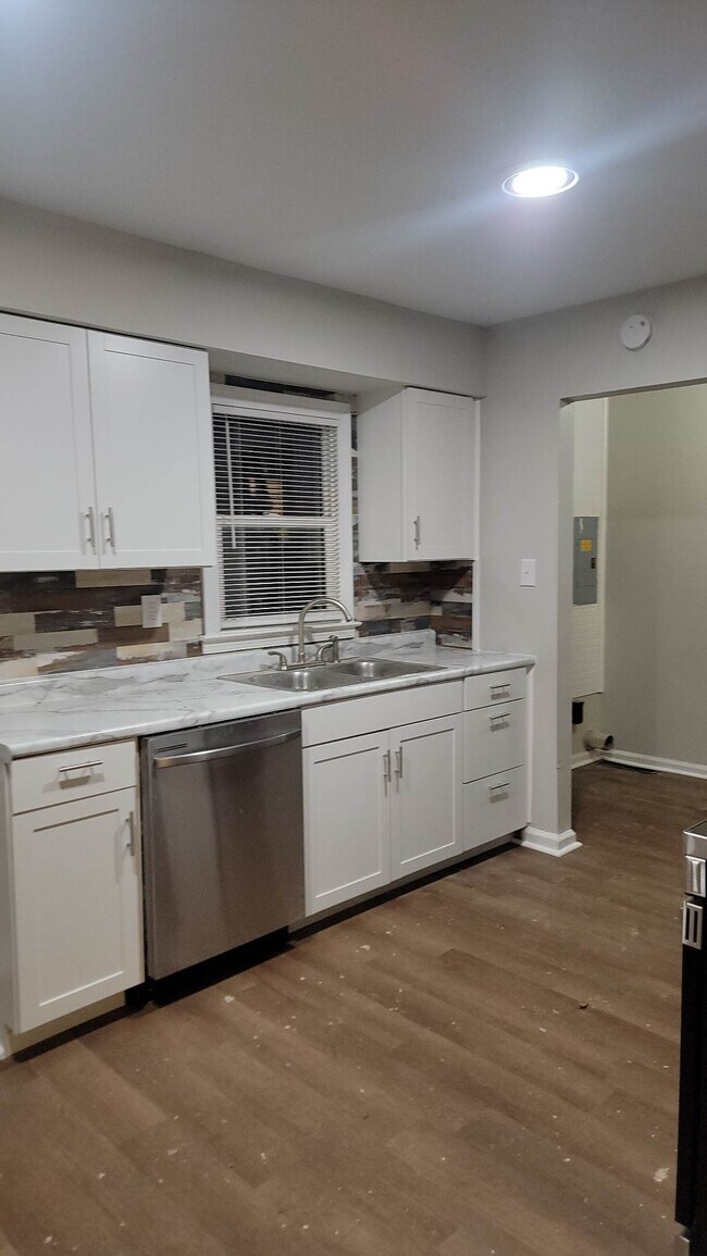 Foto del edificio - 4709 Margybeth Ave