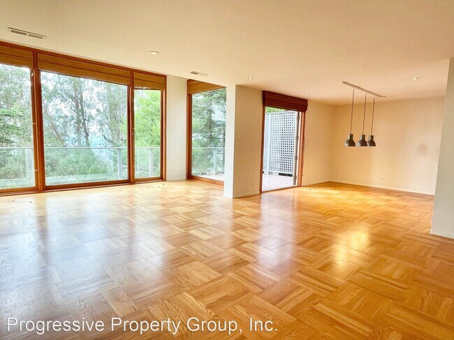Foto del edificio - 4 br, 3.5 bath House - 2270 9th Avenue