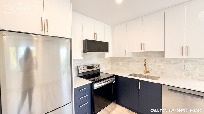 Photo du bâtiment - 694 Crystal St