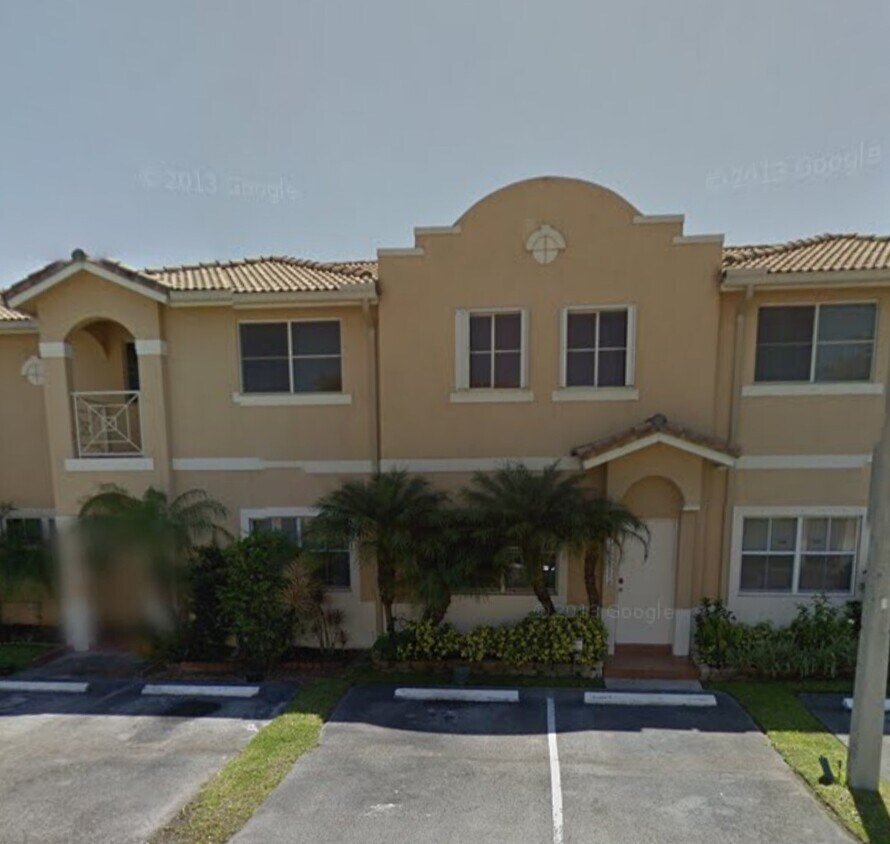 Primary Photo - 16615 NW 73rd Ct