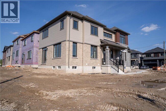 Photo du bâtiment - 10 Cooper Crescent