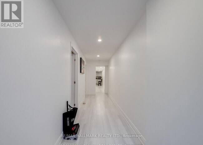 Photo du bâtiment - 11 Burcombe Cross