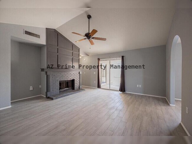 Foto del edificio - 6871 N 78th Ave