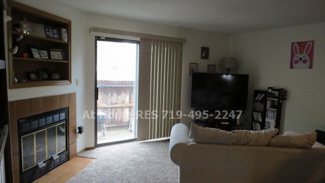 Building Photo - 2381 Lexington Village Ln