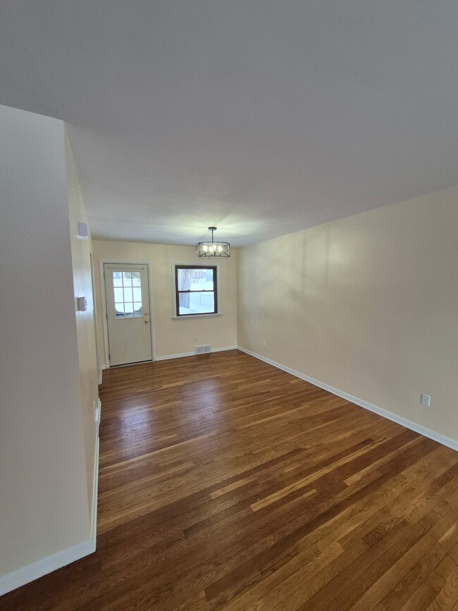 Building Photo - 4109 Brandes St