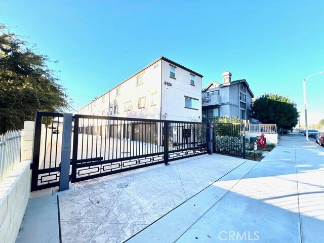 Foto principal - 9124 Huntington Dr