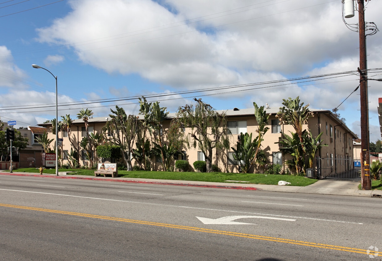 Kingston Apartments in Sherman Oaks, CA Westside Rentals