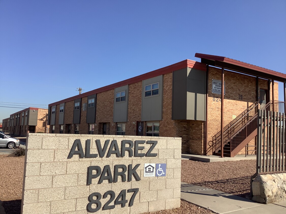 Primary Photo - Alvarez Apartments