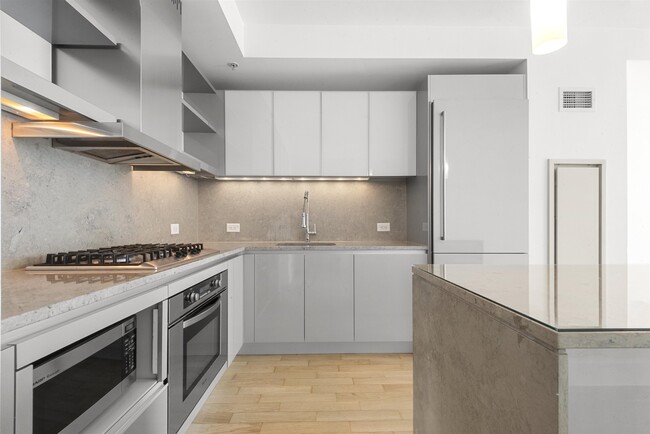 Foto del edificio - 77 Hudson St