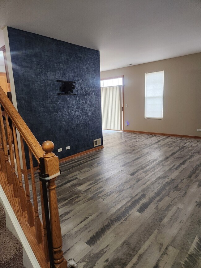 Building Photo - 1116 Heron Cir