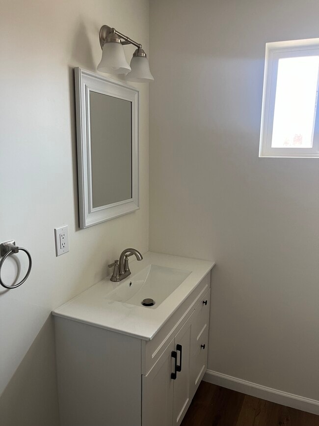 Bathroom Sink - 1727 E Oak St