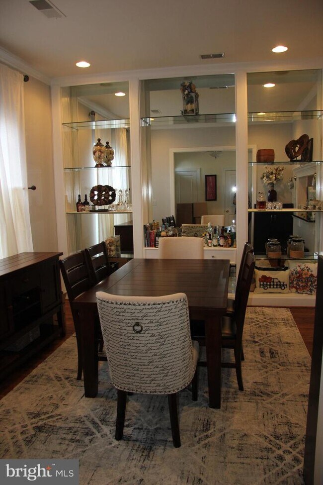 9000 Ribbon Falls Loop, Bristow, VA 20136 Townhouse for Rent in
