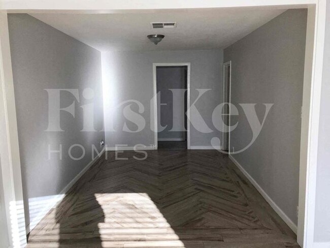 Foto del edificio - 8511 N 31st Ave
