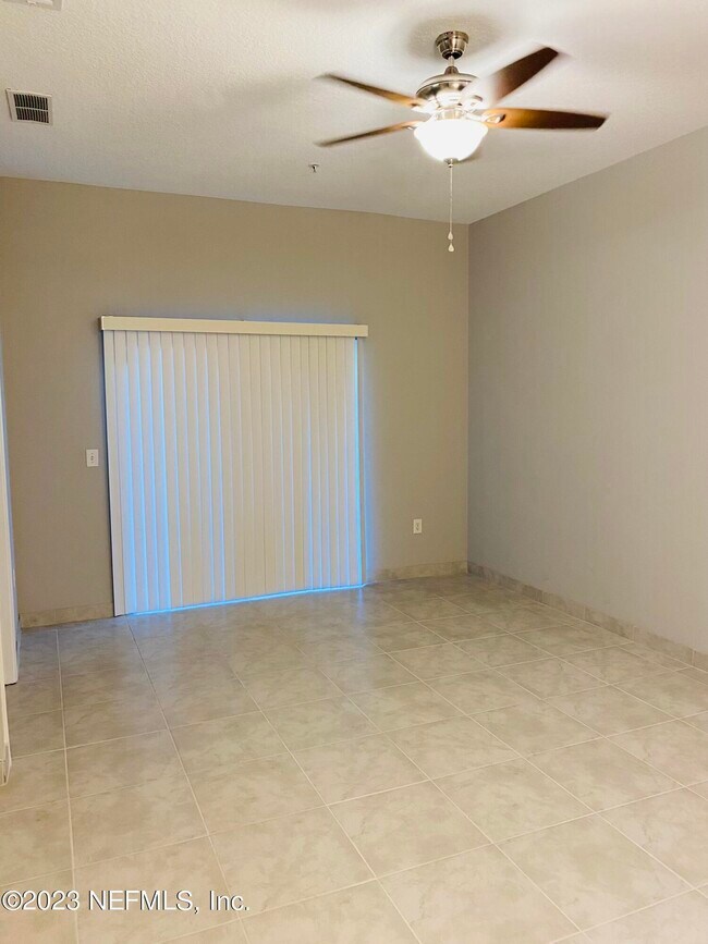 Foto del edificio - 9505 Armelle Way