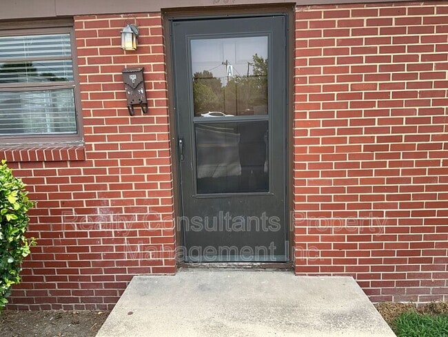 Building Photo - 201 Lowdermilk St