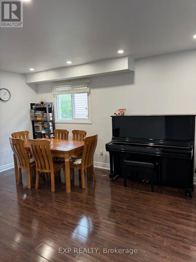 Building Photo - 82 Muirlands Dr