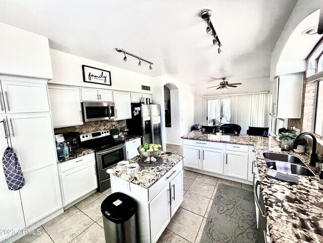 Foto del edificio - 4724 E Melanie Dr