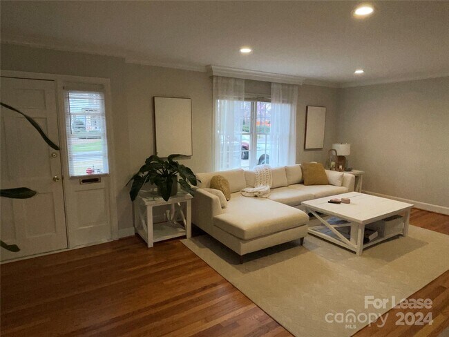 Foto del edificio - 2518 Westfield Rd