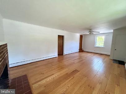 Foto del edificio - 3410 Parkside Dr