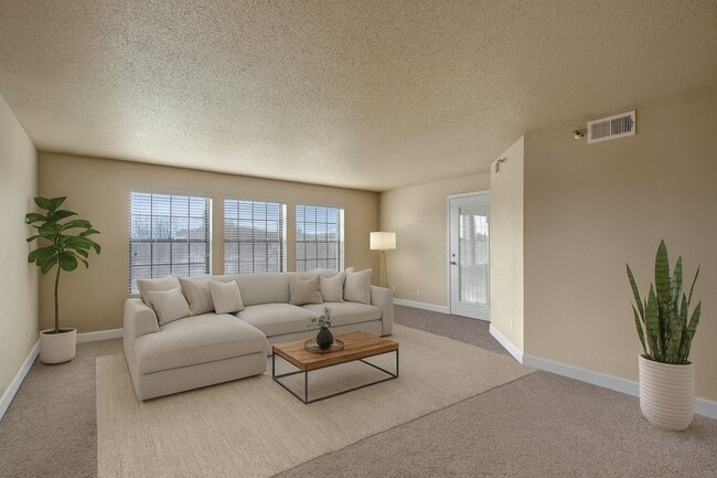 Interior Photo - The Fairways at Edinburgh