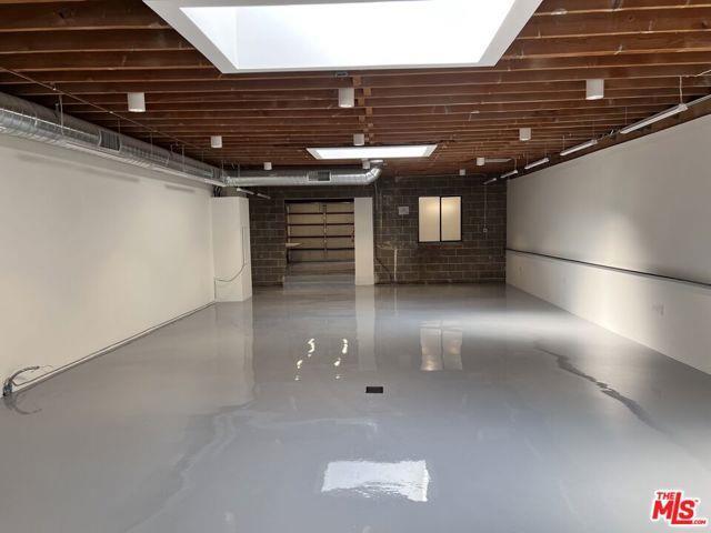 Foto del edificio - 3751 S Robertson Blvd