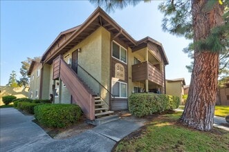 Building Photo - 510 Calle Montecito