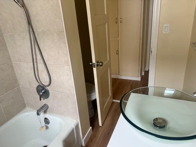 Foto del edificio - 216 E 108th St