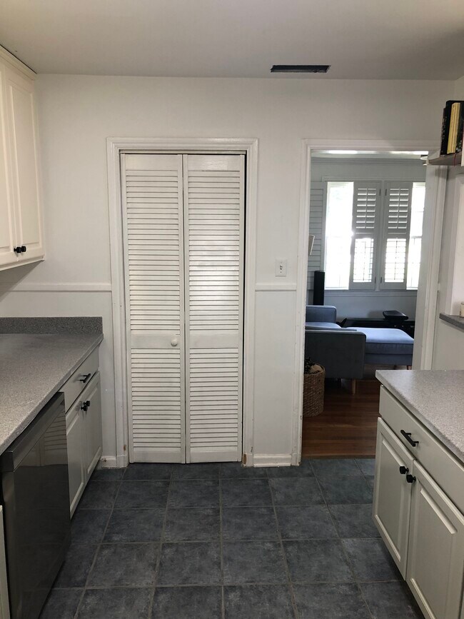 Kitchen to Dining Room - 103 E 60th St