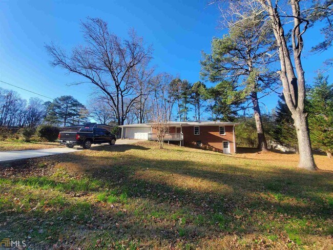 Building Photo - 4227 Beaver Ruin Cir NW