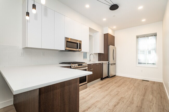 Building Photo - 1508 Tremont St