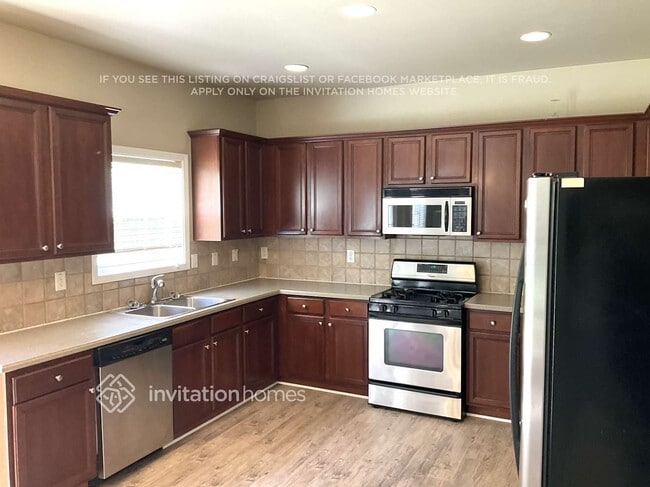 Building Photo - 1757 Brandemere Dr SW