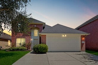 Building Photo - 10727 Marigold Glen Way