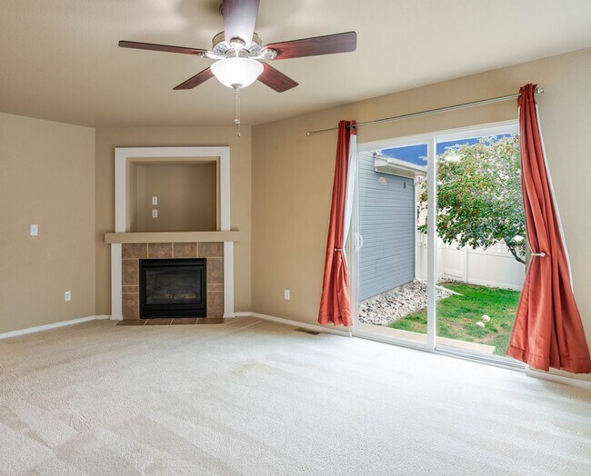 Foto del edificio - $2195 | 3BR/2.5BA | Dog Friendly Beautiful Home in Stetson Hills